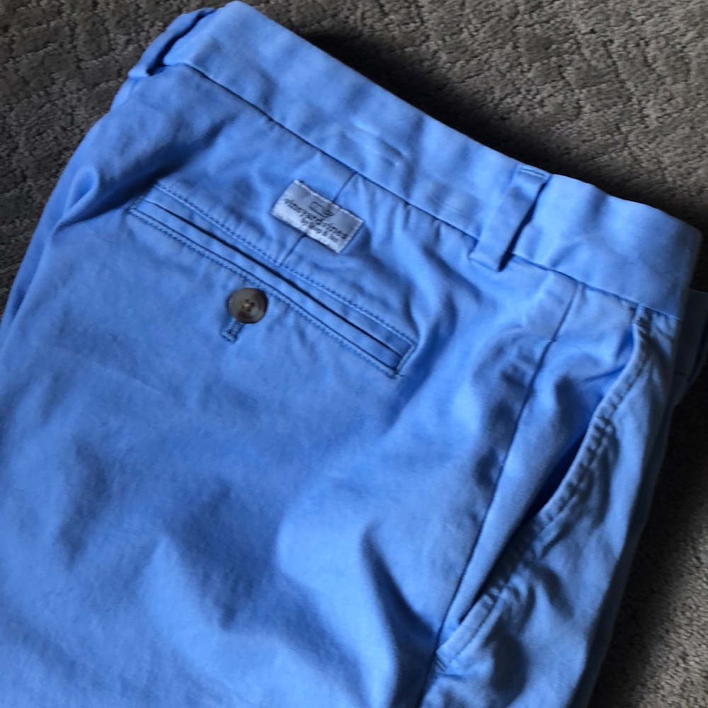 Vineyard Vines size 30